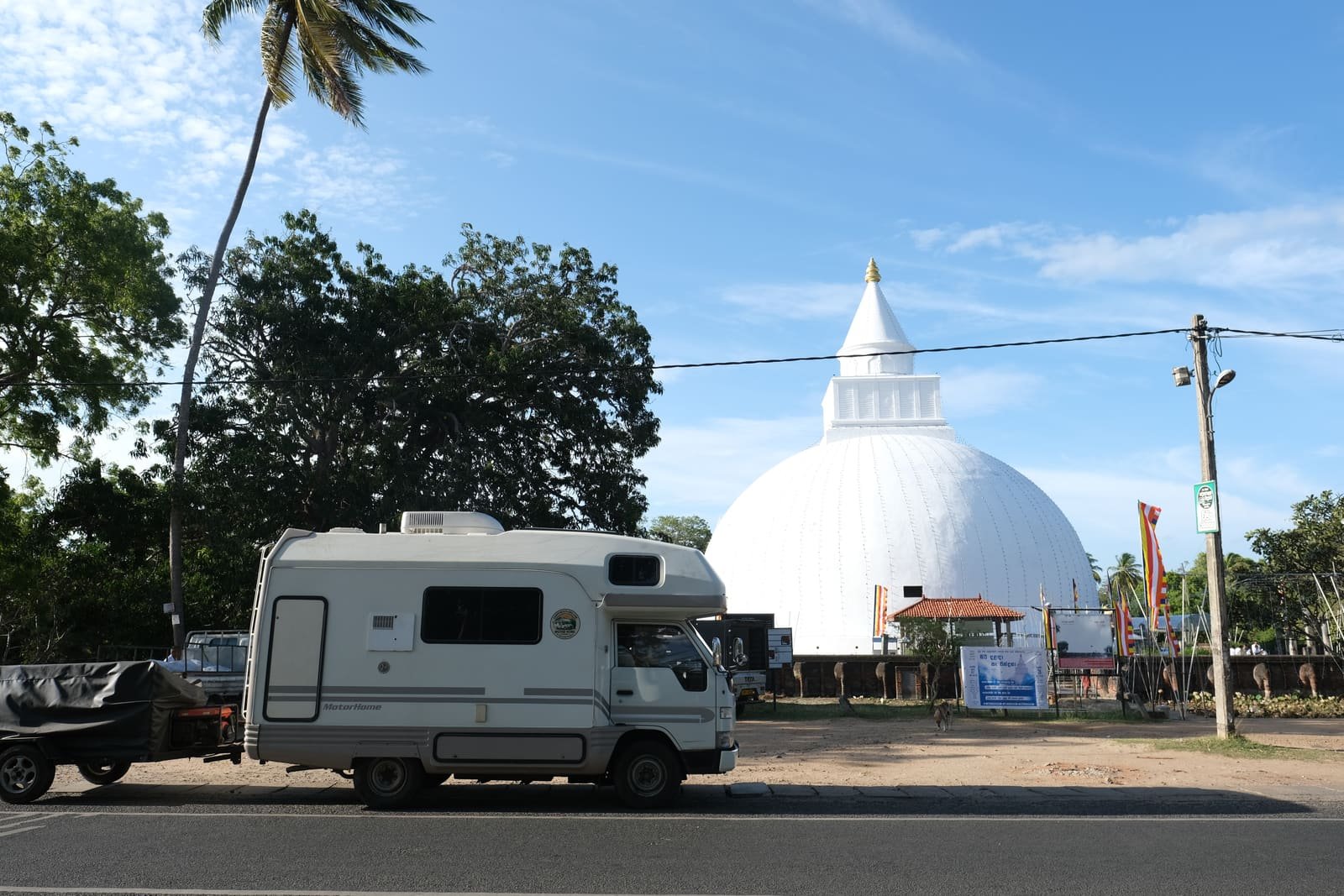 Sha Lanka Travels motorhome journey